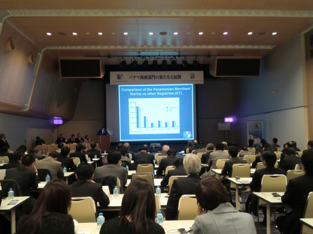 CIMG2882 During the seminar