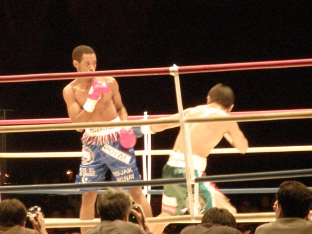 041 On the left, Panamanian boxer Celestino "Pelenchin" Caballero during the fight