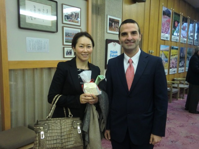 CIMG0166 From left to right, Mrs. Noriko Ishizaka, President of Ishizaka Sangyo Co., Ltd. and H.E. Jorge Kosmas Sifaki, Ambassador of Panama to Japan.