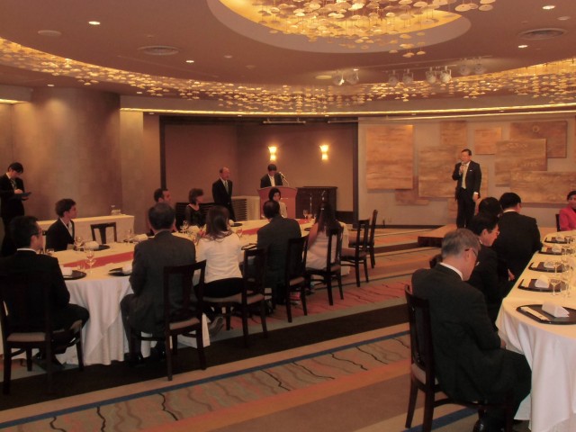 1 Mr. Saki Kosugi, President of Kosugi Zoen, delivering his welcome speech during the welcome reception for the Panamanian and Central American students.