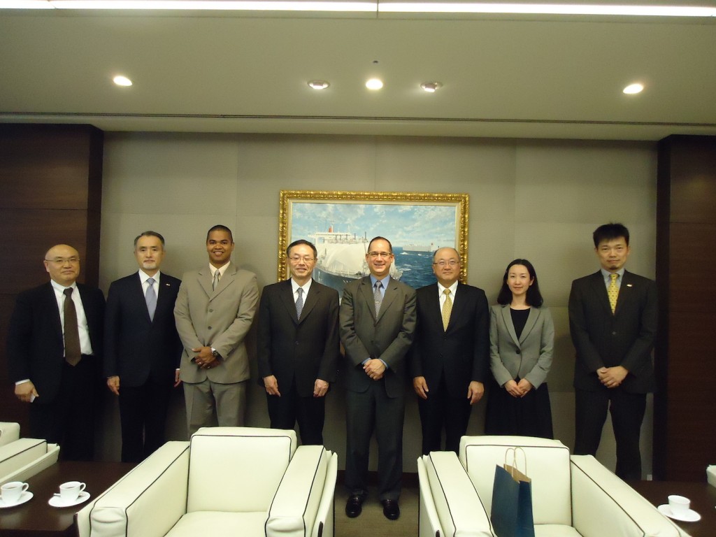 ３月２日、株式会社商船三井への表敬訪問。